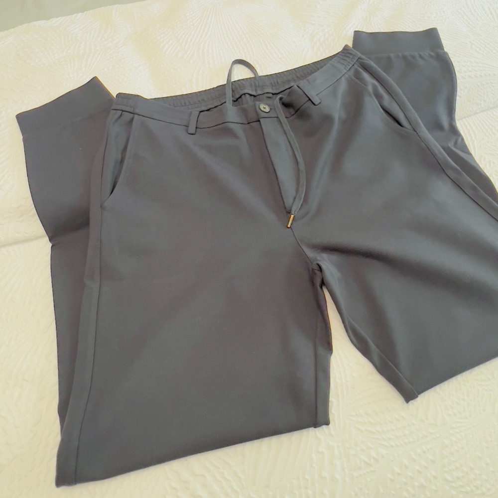 SAKS FIFTH AVENUE: NAVY Joggers - Size XL